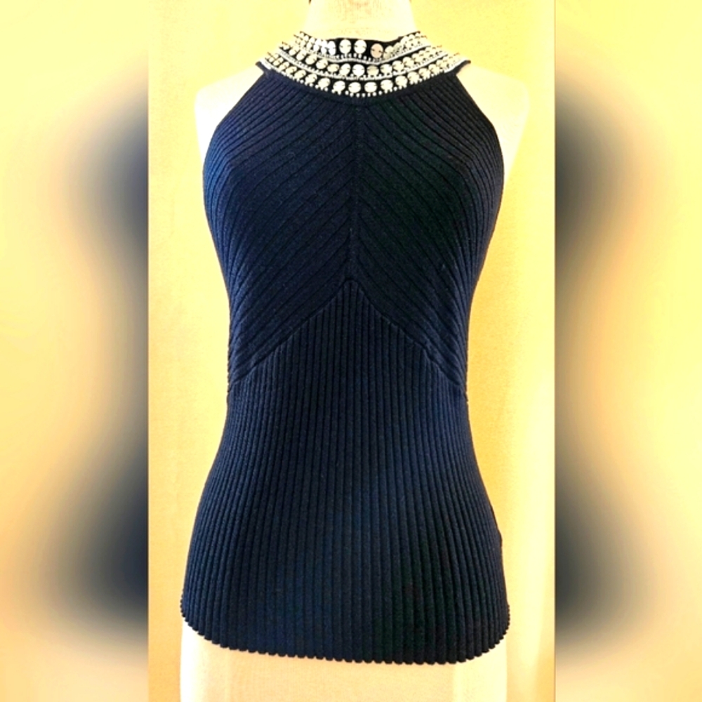 Women's Sleeveless Sweater top
